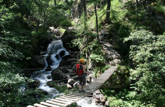Randonnée pédestre - Camping dans le Hautes-Alpes